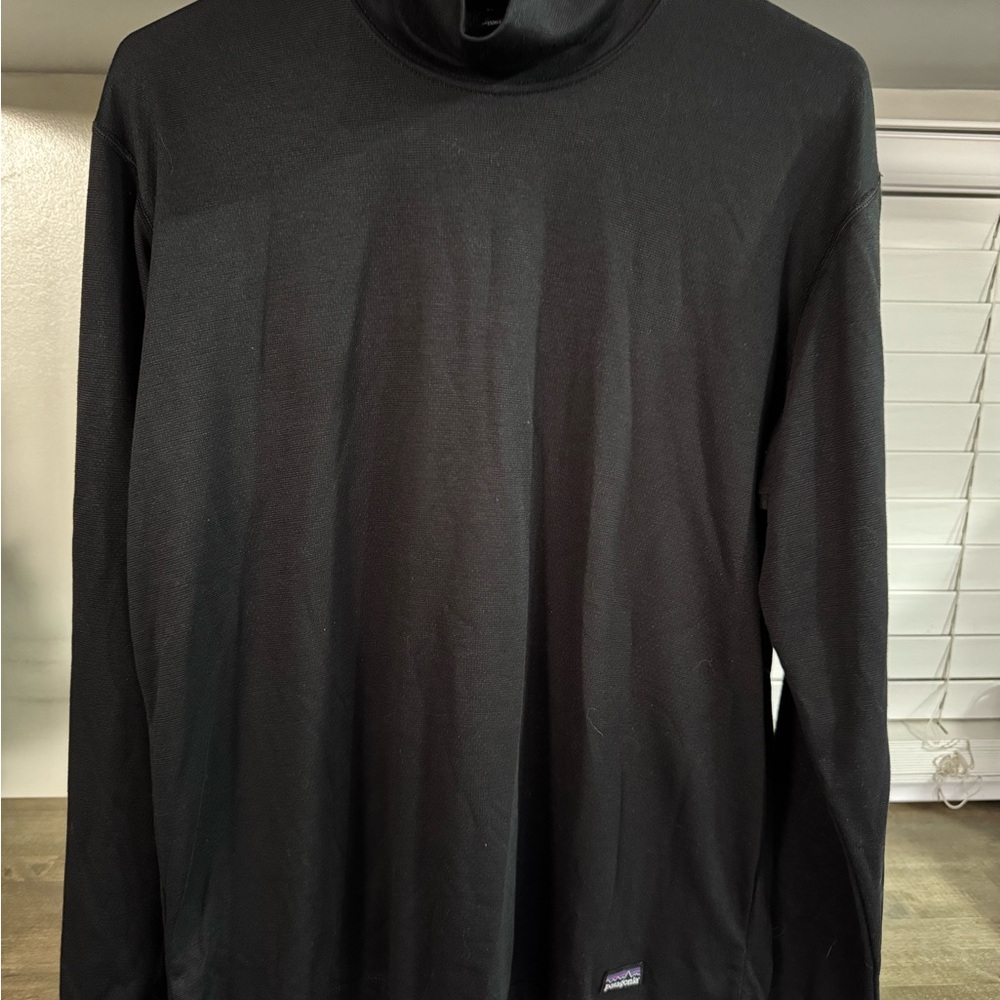 Patagonia Men's Black Long Sleeve Shirt